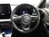 各操作スイッチなどもハンドルから手を放すことなく操作可能で安全運転に支援いたします!