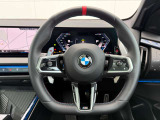 BMW専門のメカニックが、100項目にも上るポイントを徹底的にチェック。交換基準に達した部品があれば、弊社負担にて交換後、お客様へご納車致します。