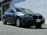 BMW Premium Selection 江戸川は、約20台の展示スペースがあり、常時新車拠店より厳選された認定中古車が続々と入庫しております。