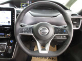 運転が楽しくなる明るく開放的な運転席まわりです。プロパイロットで高速など運転支援で疲れを軽減してくれます!