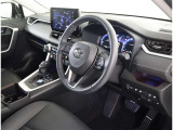 ワイド&ロ-のスタイルで走行安定性もばっちりです、運転しやすくロングドライブも安心です。
