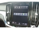 アップルカープレイによりiPhone内の一部のアプリを車で利用可能。グーグルマップも連動ができます。