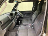 新車・中古車・サービス工場一体型店舗です。中古車はもちろん、ダイハツの新車も販売しておりますので是非一度ご来店下さい!
