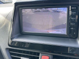 バックカメラで駐車もラクラク!!