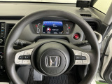 明るく、視認性に優れたメーターで安全運転や燃費管理、車両点検などに役に立つ機能があります ※一部の車種には該当しないものもございます