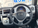 ステアリングも使用感が少なく、きれいな状態となっております♪