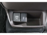 スマートフォンなどの音楽再生が可能なUSB接続ジャック装備車両です♪♪♪