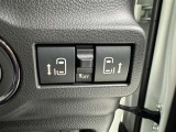 両側電動スライドドアで狭い所でも乗り降り楽々です!