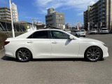 ◆LIBERALAは、輸入車選びの新たなスタイルを提案するインポート・セレクト・ブランドです。オーナー様となる方がクルマから直接感じる感性を第一にした、最良の一台との出会いをコーディネートいたします。