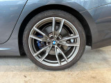 BMW正規ディーラー BMW Premium Selection調布の認定中古車です。厳しい基準をクリアした高品質車両のみ販売。BMW認定中古車保証付き(最長4年・距離無制限)、全国納車対応可能です。