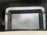 助手席アンダーボックスは運転用の替え靴や、車内に常備しておきたい子供用品、着替えた服などが収納できて便利です。女性に嬉しい収納スペースです★