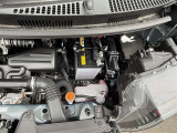アイドリングストップ機能がついているので、停車時にエンジンを止めて燃料消費を抑えます。環境にもお財布に優しいですね♪