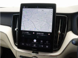 Googleのアプリとサービスがビルトインされ、スマホと同じように車両を直感的に操作できます。Googleマップが統合されており、リアルタイムの交通情報、音声操作によってより早く目的地に到着できます。
