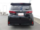 すぐ乗れる中古車も当店はラインナップ!!全車1年距離無制限保証付き!まるまるクリンで内外装キレイ!マイカーローンは最短15分で審査可能!お車のことならまず当店にご相談ください!