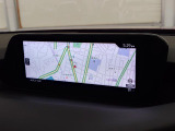 マツダコネクトの10.25インチワイドセンターディスプレイです。『Android Auto』『Apple CarPlay』や独自のコネクテッドサービスに対応したインターフェイスシステムです。