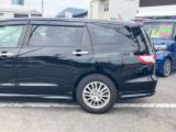 私達の強みは、車の仕入れから整備、板金塗装そして販売、さらにアフターケアまで自社で一貫して行える点にあります。これにより全ての行程に責任を持ち、お客様に信頼できるサービスを提供いたします。
