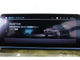 クルマの頭脳ともいえる、管理システム、iDrive。ナビだけではなく、オーディオ操作や車両情報の表示などをコントロールできます。便利さと安全性の向上にも繋がっています。