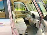 お客様のご予算帯に合わせたお車を常時100台以上取り揃えています!当社のスタッフがお客様のお車選びをしっかりサポートしご提案させていただきます!