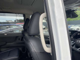 【運転席脇】