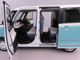 当社では全車、納車前にサービス工場で12ヶ月点検相当の整備を実施しております。そこで確認された不具合箇所は修理しておりますのでご安心下さい。また納車後お気になる点がございましたら気軽にご相談ください。