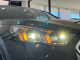BMWのオートライトは積極的にライトをつけることにより、自車の存在を周囲に向けアピールいたします。それは安全性への配慮でもあります。