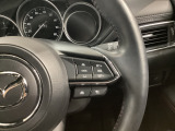 MRCC(マツダレーダークルーズコントロール)は先行車との車間を維持しながら追従走行を行い、長距離でのドライバー負担を軽減させてくれます。