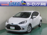 トヨタのアクアです!燃費性能がよくコンパクトなボディサイズなので、どなたにも運転しやすいのが嬉しいですね♪