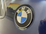 安心のBMW認定中古車は100項目の箇所を徹底的にチェック致します。機械的な箇所や電気系、コンピューターなどをご納車前に点検し、交換基準に達した部品は全て新品に修理返品した後にご納車致します。
