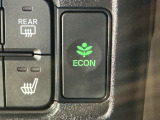★ECONスイッチ★ エコドライブを加速しよう!スイッチをONにすると、運転の仕方によるロスを抑え込み燃費をよくするようクルマが頑張ります(*^ー^*)燃費向上にチャレンジ♪