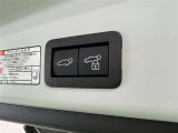 パワーバックドアで開閉ラクラク