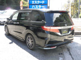 こちらのオデッセイはオークション評価5点中4点評価がついている状態の良い車両になります^^定休日無しで営業しておりますので、お気軽にお立ち寄り下さい^^