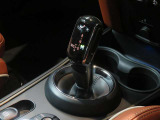 【MTモード付電子式シフトレバー】電子式なので、操作が簡単です。なおMTモード付なので、ご自身で変速可能です!