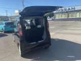 開口部は広く荷物の積み下ろしも便利です