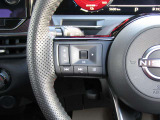 ステアリングリモコン付きです。運転に集中!!