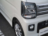 LEDヘッドライトだから夜間走行も安心です。フォグランプもLEDです。