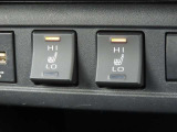 「シートヒーター」で座面と背もたれを素早く温めるヒーターが内臓されており体を温め、寒い冬の朝でも快適に運転できます☆