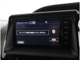 Bluetoothもついてるので、携帯と繋いで好きな音楽聞けます。