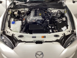 SKYACTIV-G搭載!爽快なパワーフィールと低中速の豊かなトルクによる実用域での扱い易さを是非体感して下さい!エンジンルーム内の清掃も行き届いております♪