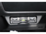 ETCは運転席インパネ右下に専用カバーによって埋め込まれています。