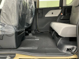 足元は広々♪しっかり内装ルームクリーニングを実施しています。車に自信があるからこそ、是非一度ご来店頂き見てもらえると幸いです。