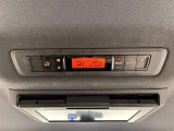 後席用にもエアコンの吹き出し口があり快適です。どの席に座っても快適なドライブが楽しめます♪