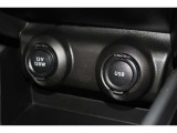 シガーソケットが付いているので、車から電源を取ることが出来ます!