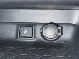 シガーソケット用の充電器が使用可能です!