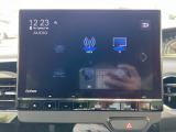 ナビ機能だけではありません、フルセグTVやDVD、BlueTooth等、オーディオ機能も充実しています。