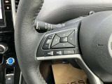 ステアリングスイッチです。手元のスイッチ操作でアドバンスドドライブアシストディスプレイや音量調整などができます。是非、お試しください。