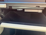 【GLIONグループ GSQUARE】の車輌をご覧頂き、誠にありがとうございます。お客様にピッタリなお車を弊社スタッフがご案内させて頂きます。