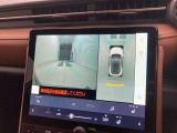 フロントカメラは運転席よりも前の視界を確保することで事前に危険を予知し、事故や衝突を防ぎます。