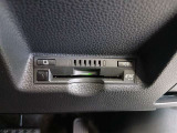 ETC車載器付きです。高速道路の料金所もスムーズに通過できます。