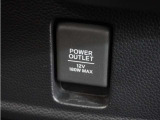 ◆12V電源ソケット◆スマートフォンの充電等にも便利な電源ソケット!使いやすい場所に装備されています。