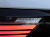 IQ.LIGHTを装備し、夜間の視界をしっかり確保。先進的なデザインも印象的です。
